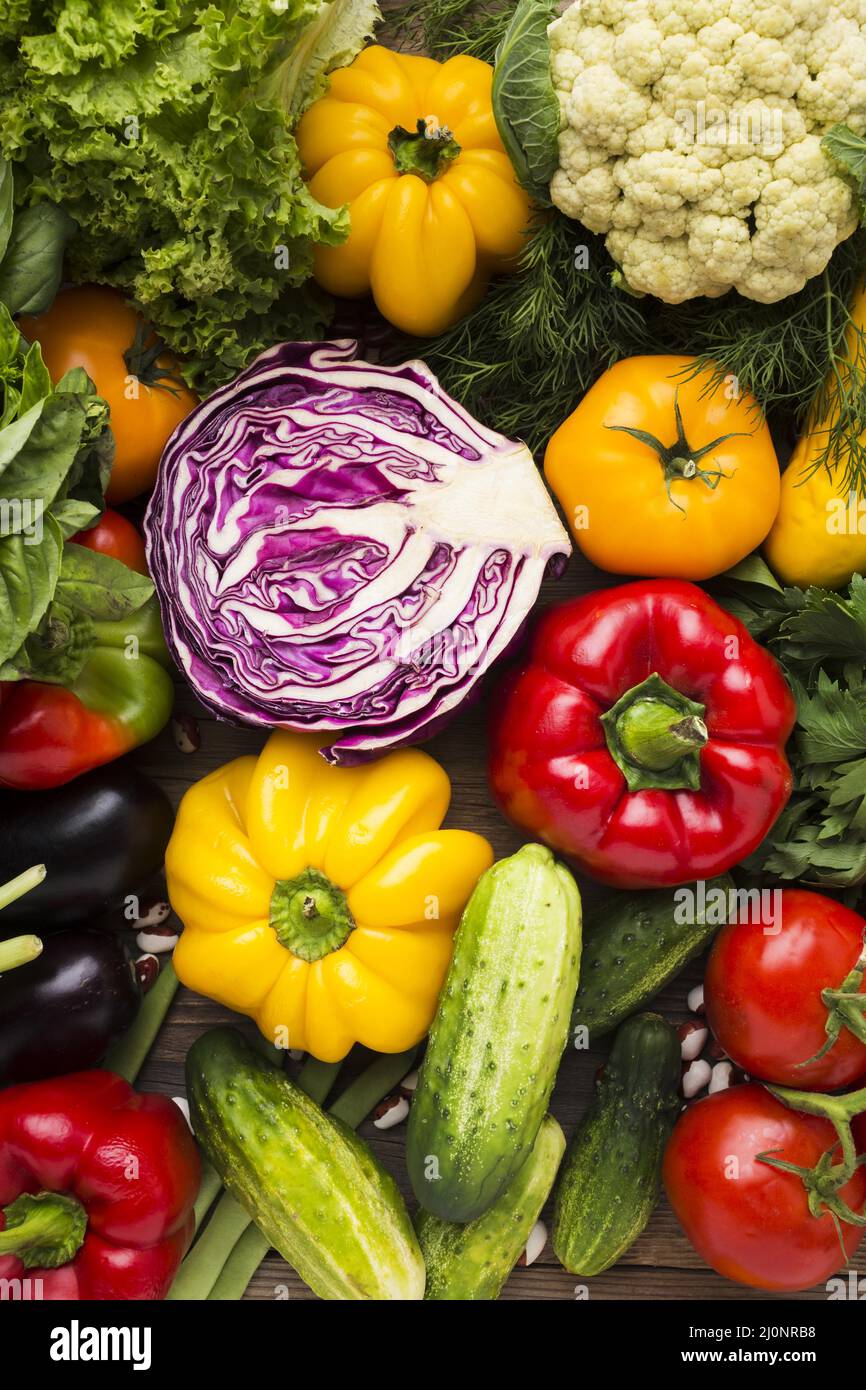 Verdure colorate immagini e fotografie stock ad alta risoluzione - Alamy