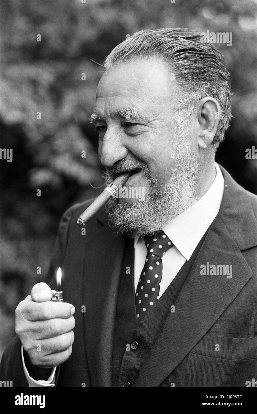 Ramon Castro, fratello del famoso Fidel Castro (che all'epoca era presidente di Cuba). Ramon è raffigurato, in occasione di un ricevimento presso l'Ambasciata di Cuba. 8 Luglio 1984 Foto Stock