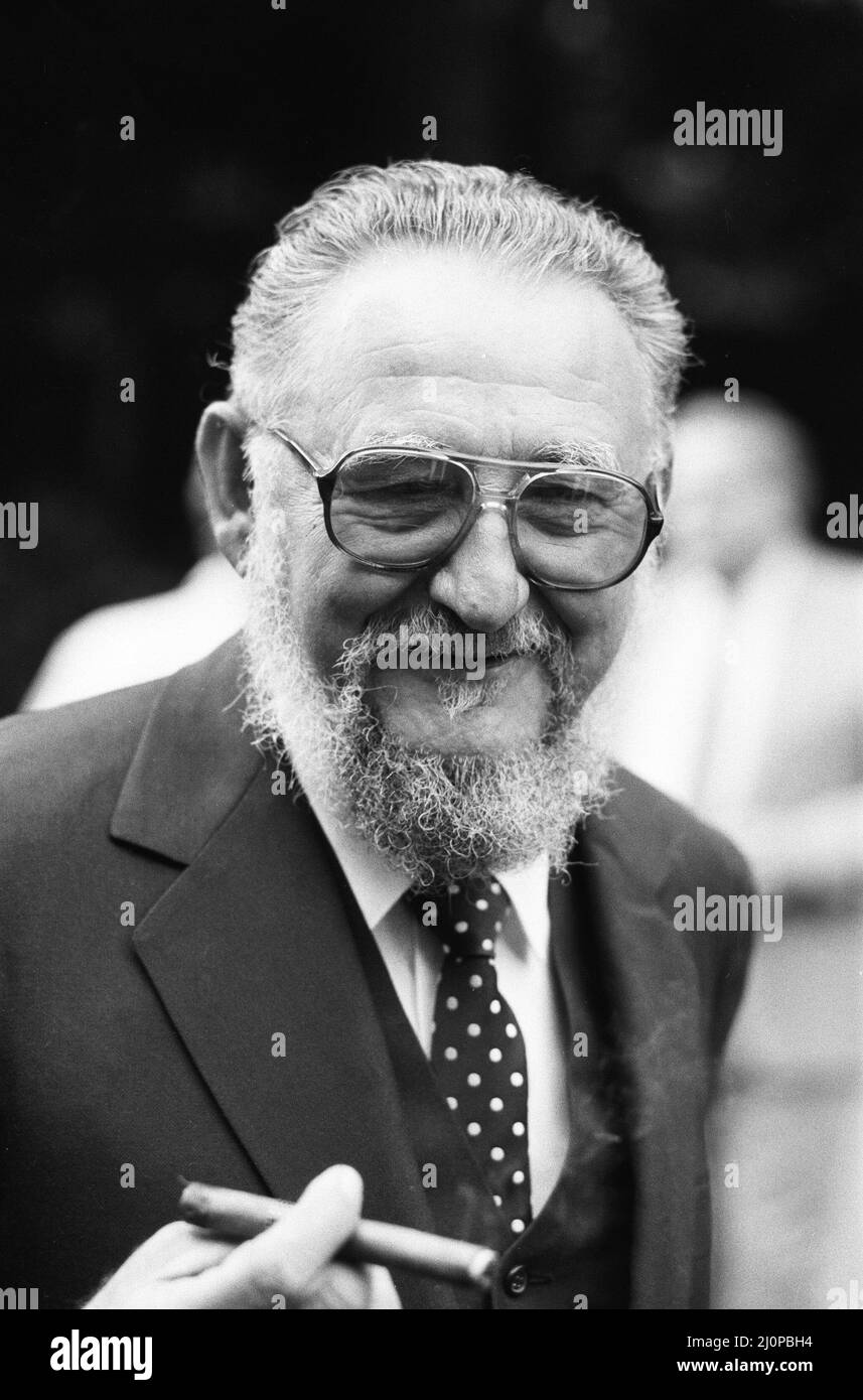 Ramon Castro, fratello del famoso Fidel Castro (che all'epoca era presidente di Cuba). Ramon è raffigurato, in occasione di un ricevimento presso l'Ambasciata di Cuba. 8 Luglio 1984 Foto Stock