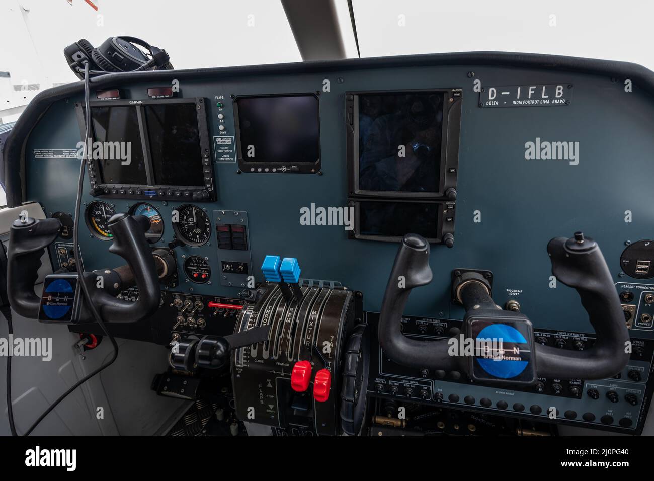 Cabina di pilotaggio per aerei a Britten-Norman BN-2 Islander Foto Stock