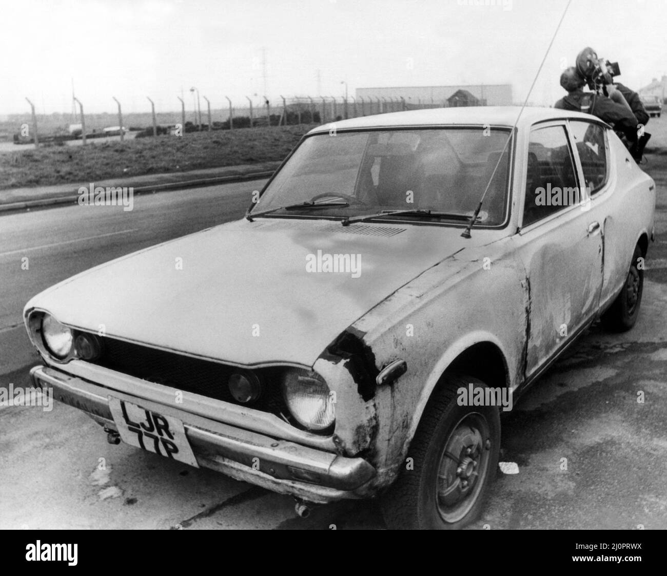 Il National Miners Strike 1984 Picket Lance Waters che è stato guidato fuori dalla strada da quattro autocarri lasciando Blyth Power Station 29 marzo 1984 Foto Stock