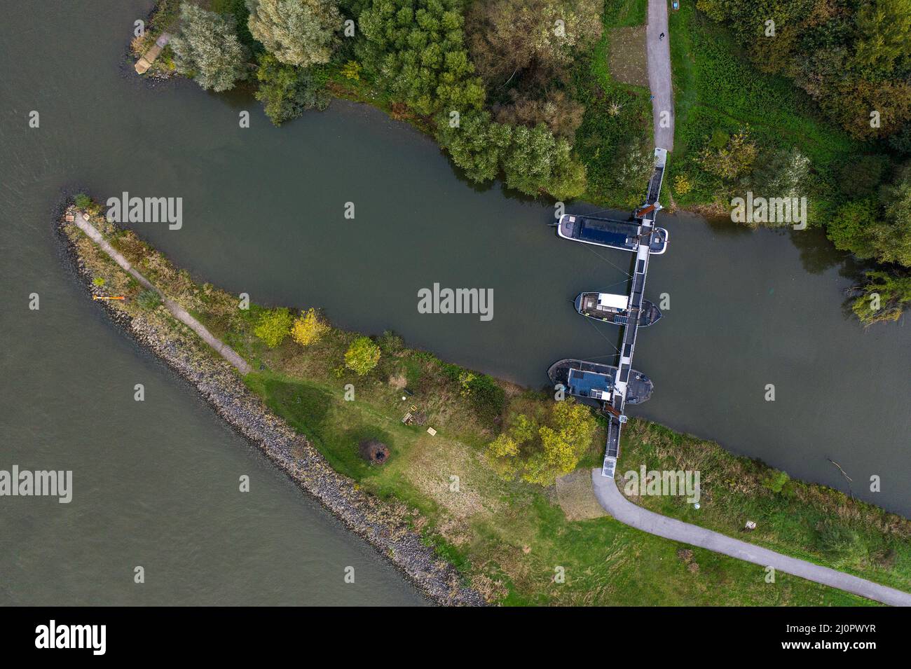 Fotografia aerea con drone, Ship bridge Wupper Foto Stock