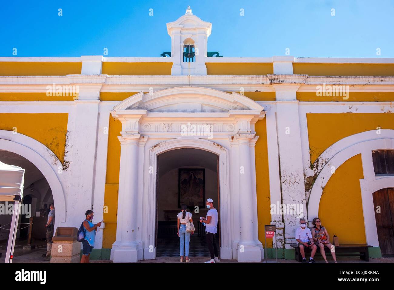 Turisti a Castillo San Felipe del Morro, San Juan, Porto Rico Foto Stock