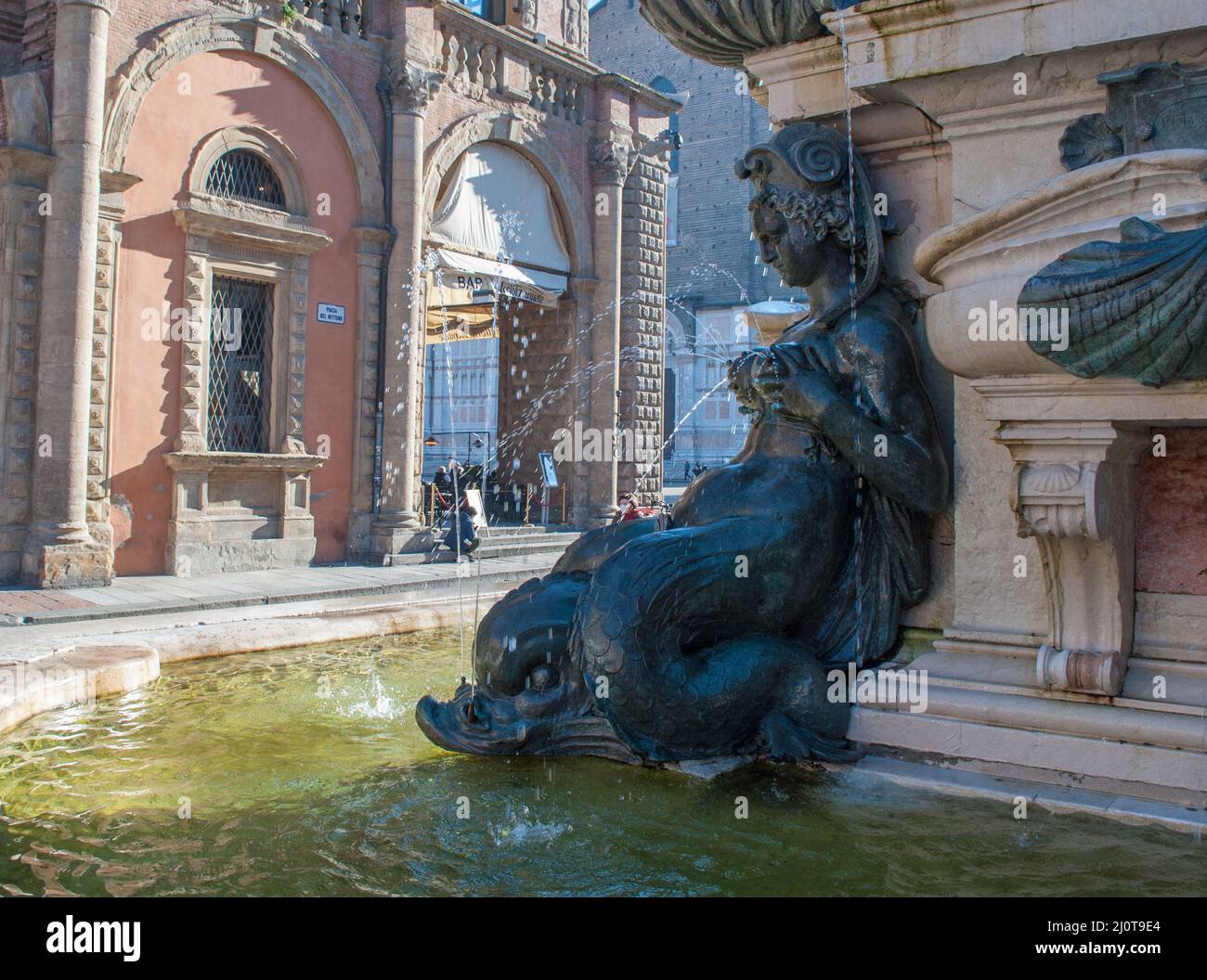 Dettagli della statua di Nettuno nella città di Bologna Foto Stock
