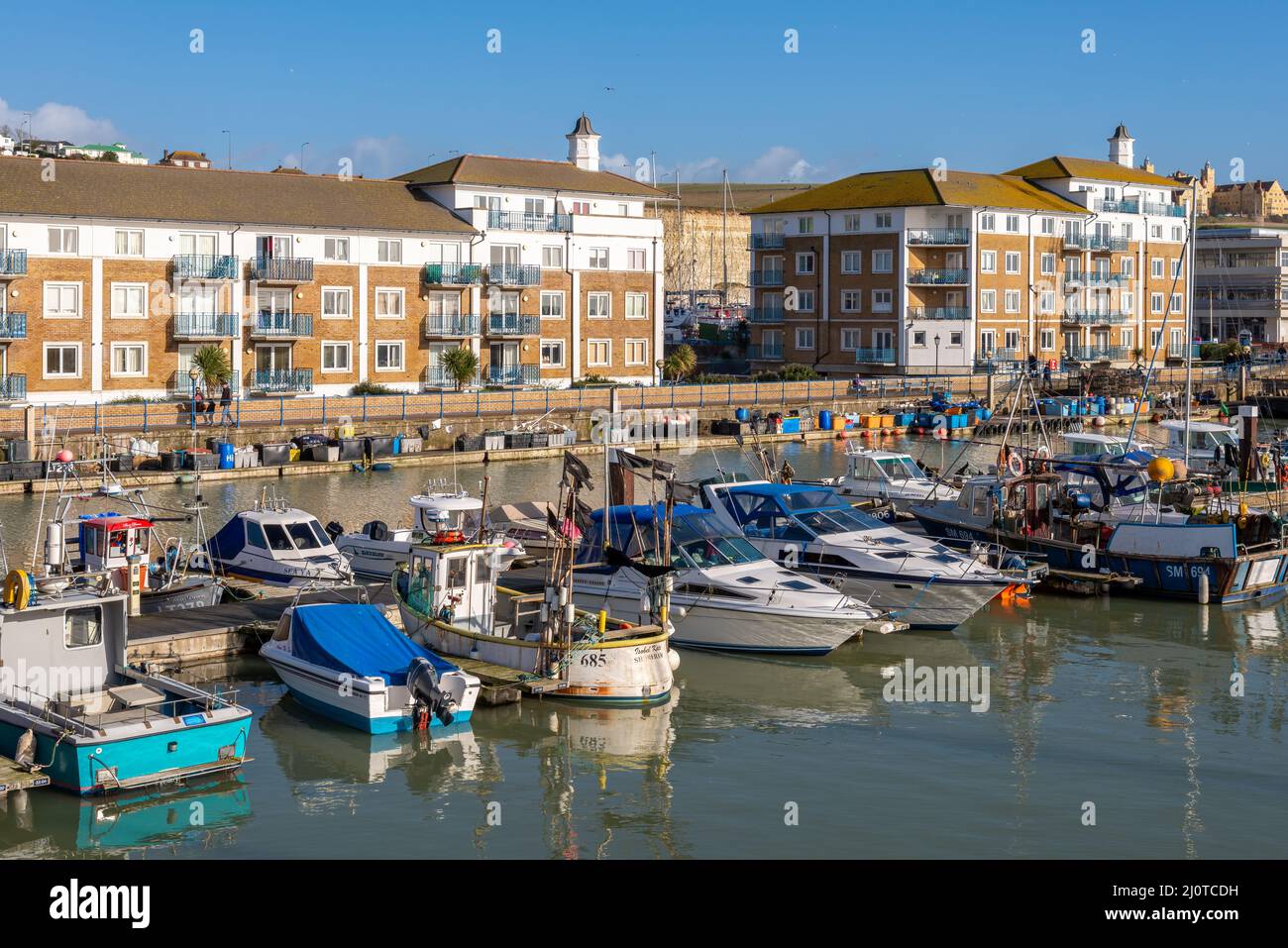 BRIGHTON, SUSSEX, Regno Unito - GENNAIO 27 : Vista di Brighton Marina a Brighton Sussex il Gennaio 27, 2013. Persone non identificate. Foto Stock