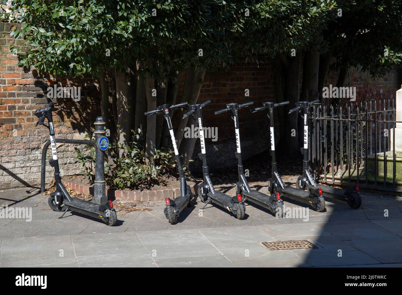 E Scooters Canterbury Kent Foto Stock