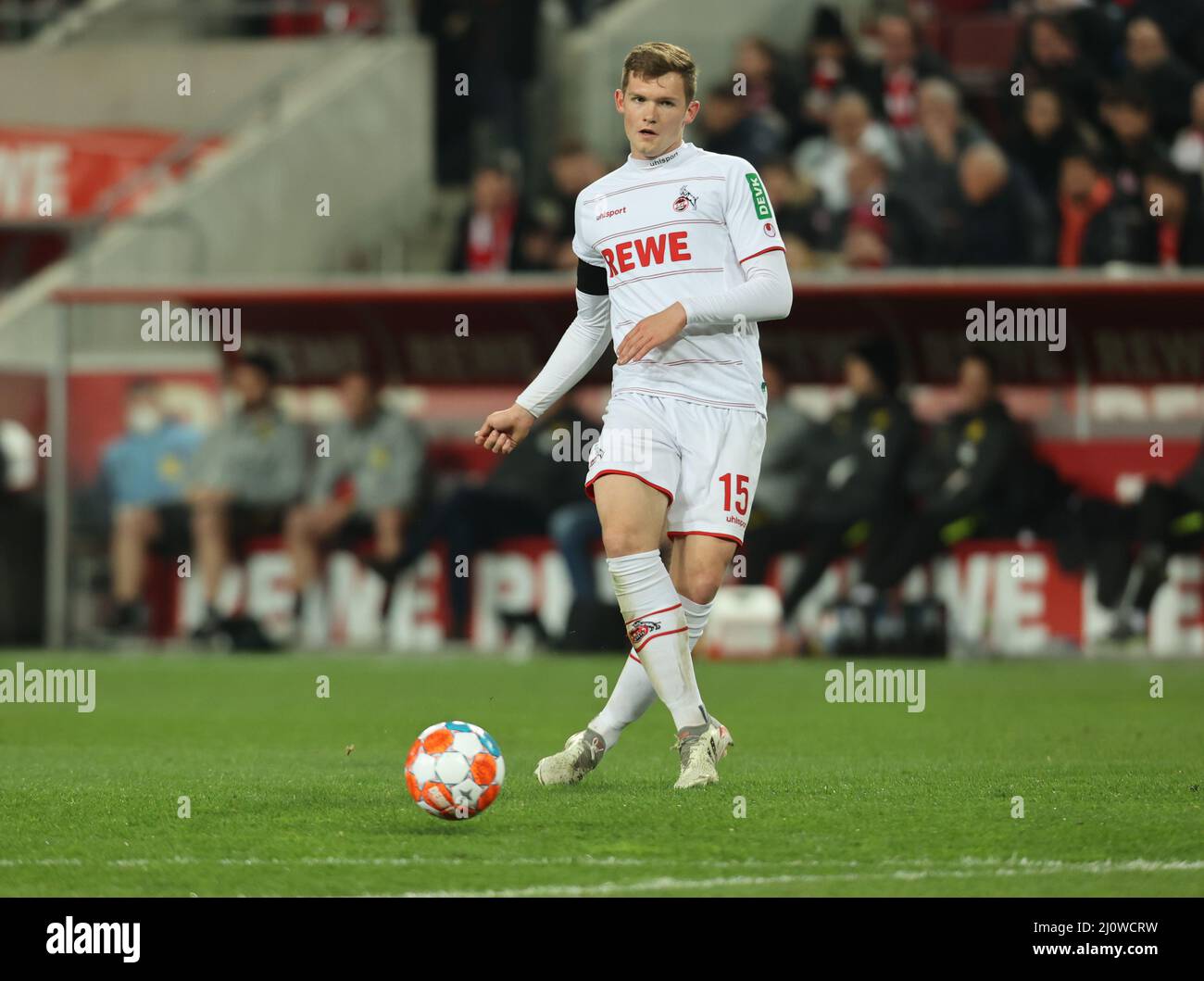 Colonia, Germania. 20th Mar 2022. Bundesliga 27th giorno di fiammazione, 1. FC Koeln - Borussia Dortmund, Luca Kilian (Koeln) controlla la palla. Credit: Juergen Schwarz/Alamy Live News Foto Stock