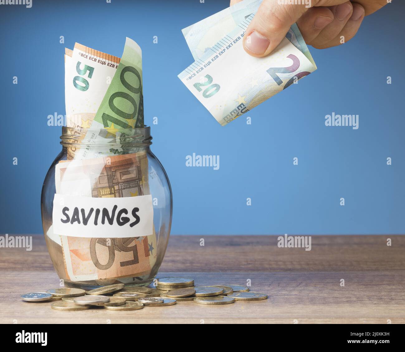 Finanzia accordi con risparmio di banconote. Foto di alta qualità Foto Stock