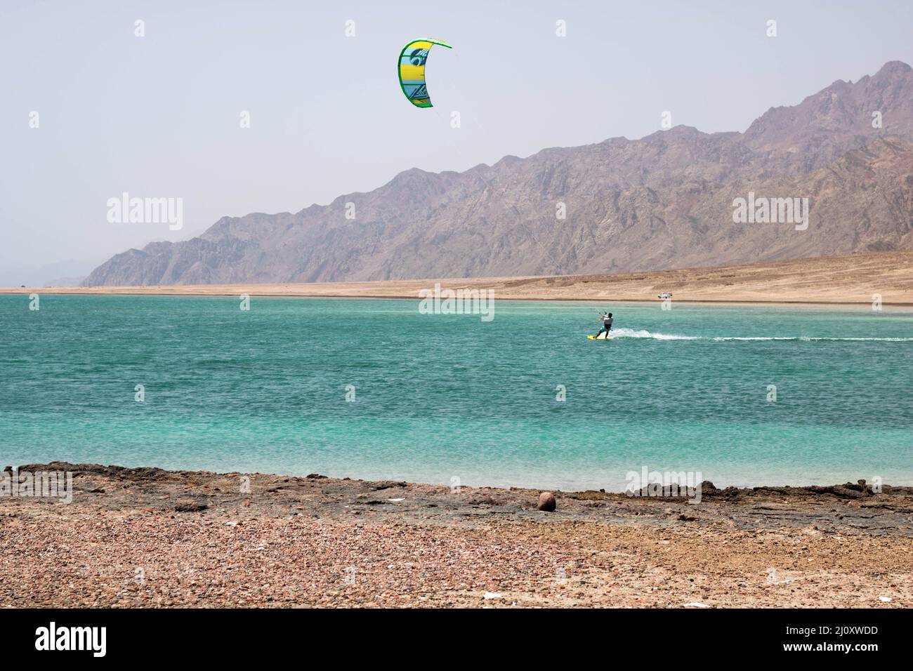 La magia del kite surf è incredibile Foto Stock