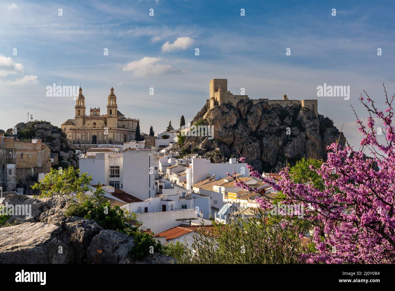 Vista sul pittoresco villaggio di Olvera in Andalusia Foto Stock