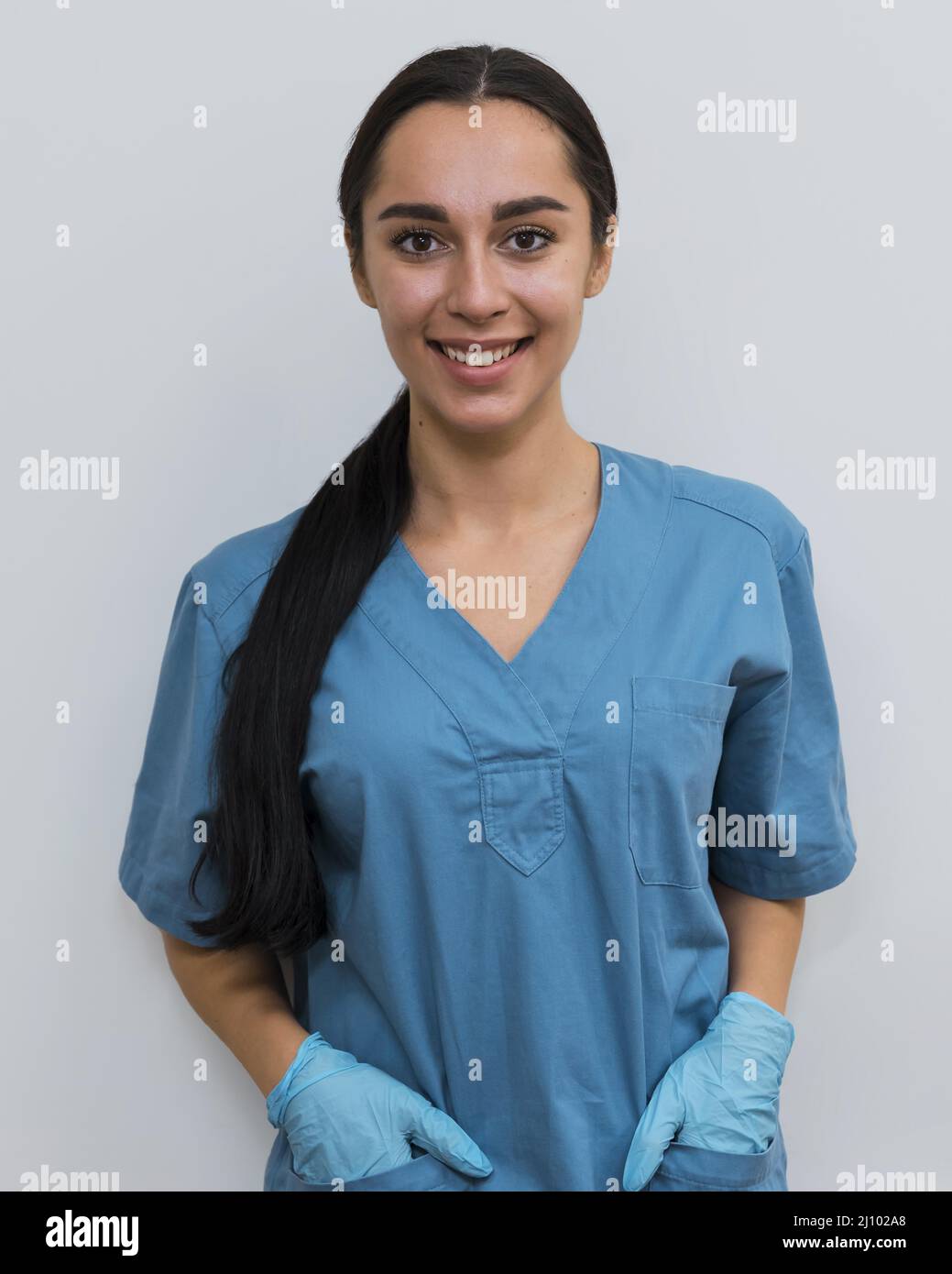 Ritratto infermiera sorridente lavoro Foto Stock