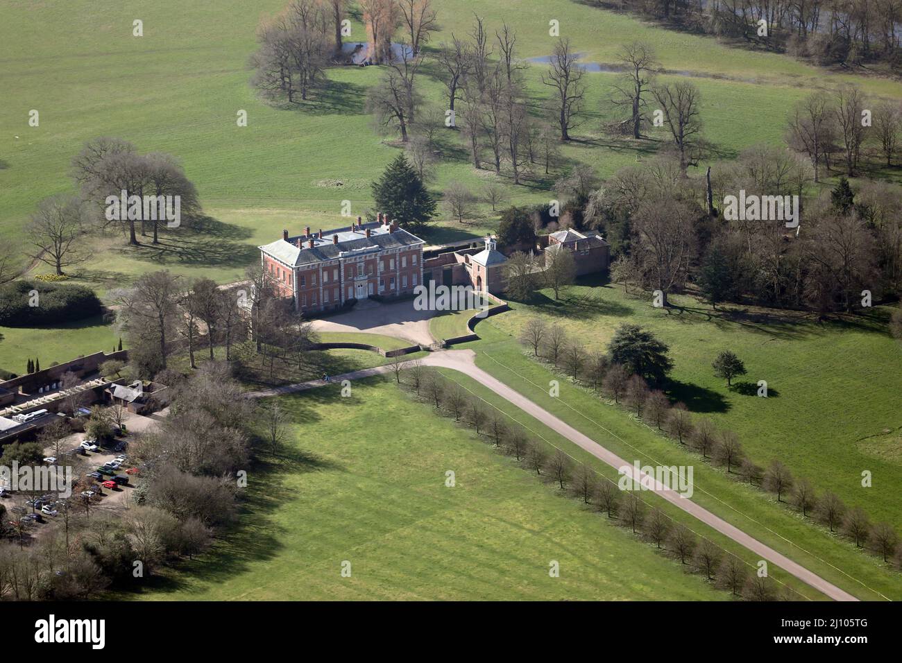 Veduta aerea di Beningbrough Hall vicino York (preso da 1500') guardando a ovest verso la facciata della casa Foto Stock