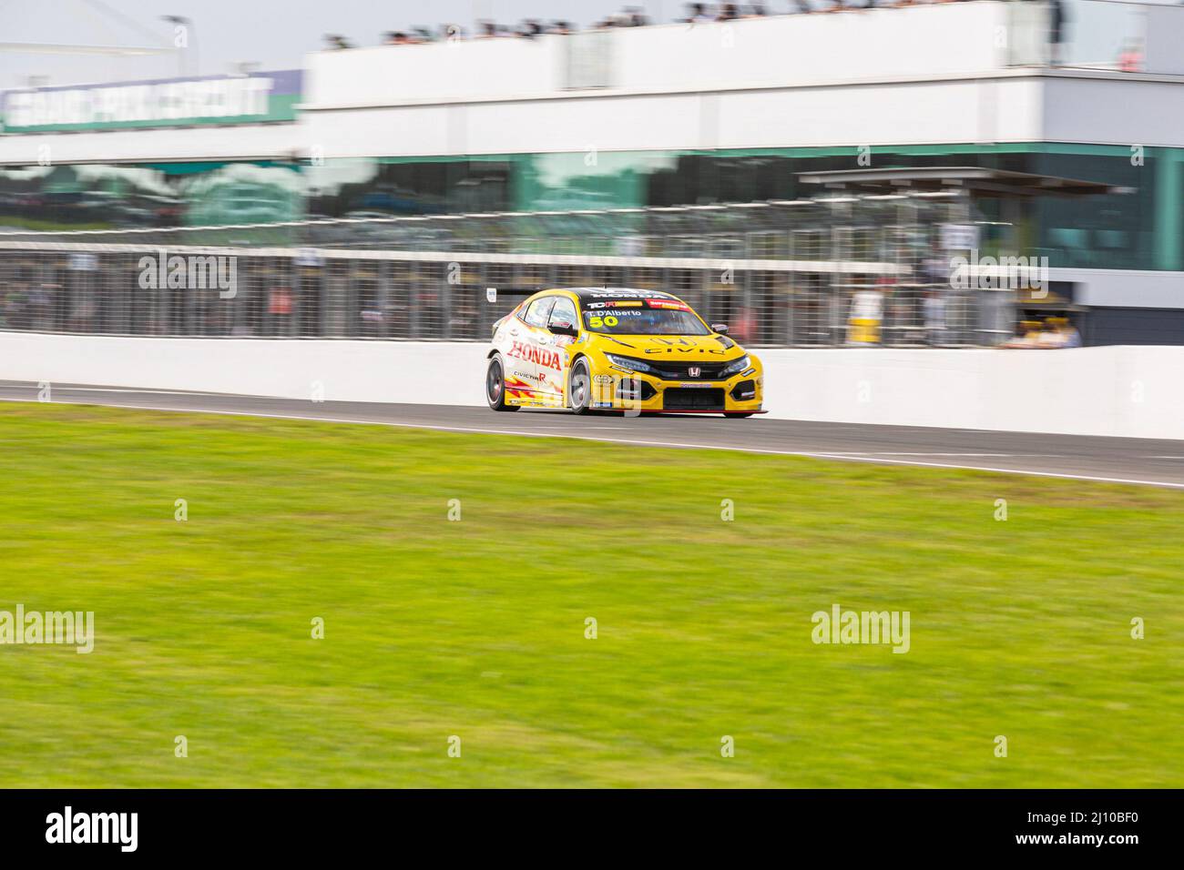 Cowes, Australia. 20th Mar 2022. Tony D'Alberto (#50 Honda Wall Racing Honda Civic Type R) durante la gara 3 della Supercheap Auto TCR Australia Series al Phillip Island Grant Prix Circuit. (Foto di George Hitchens/SOPA Images/Sipa USA) Credit: Sipa USA/Alamy Live News Foto Stock