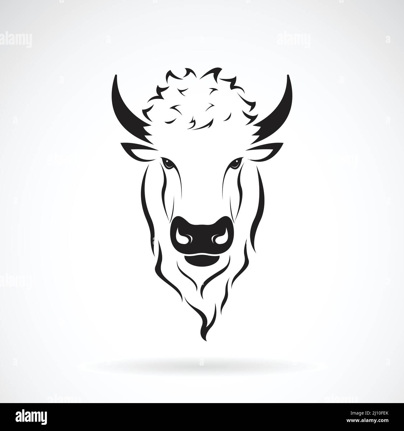 Vettore di un disegno di testa bisonte di bufala su sfondo bianco. Animali selvatici. Illustrazione vettoriale a livelli facilmente modificabile. Illustrazione Vettoriale