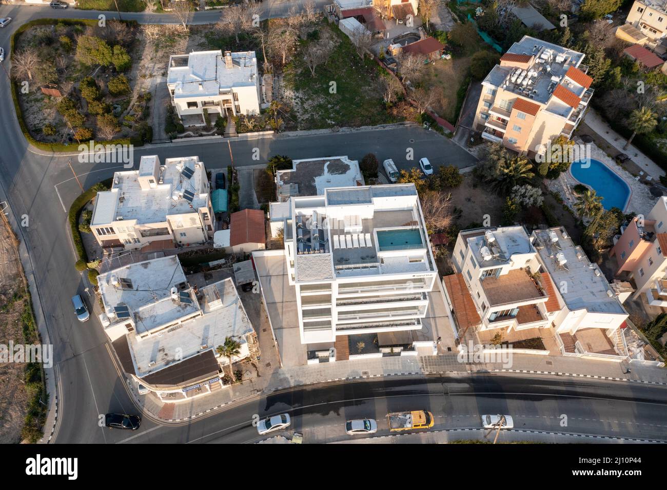 Veduta aerea della proprietà urbana a Kato Pervolion, Paphos, Cipro. Foto Stock