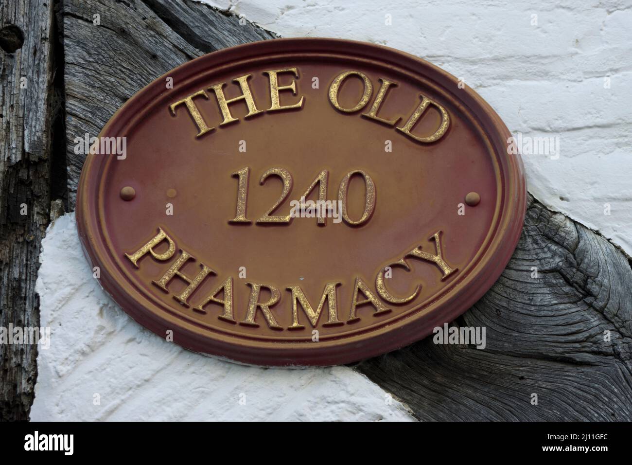 Old Pharmacy Sign Market Place Court Street Faversham Kent Foto Stock