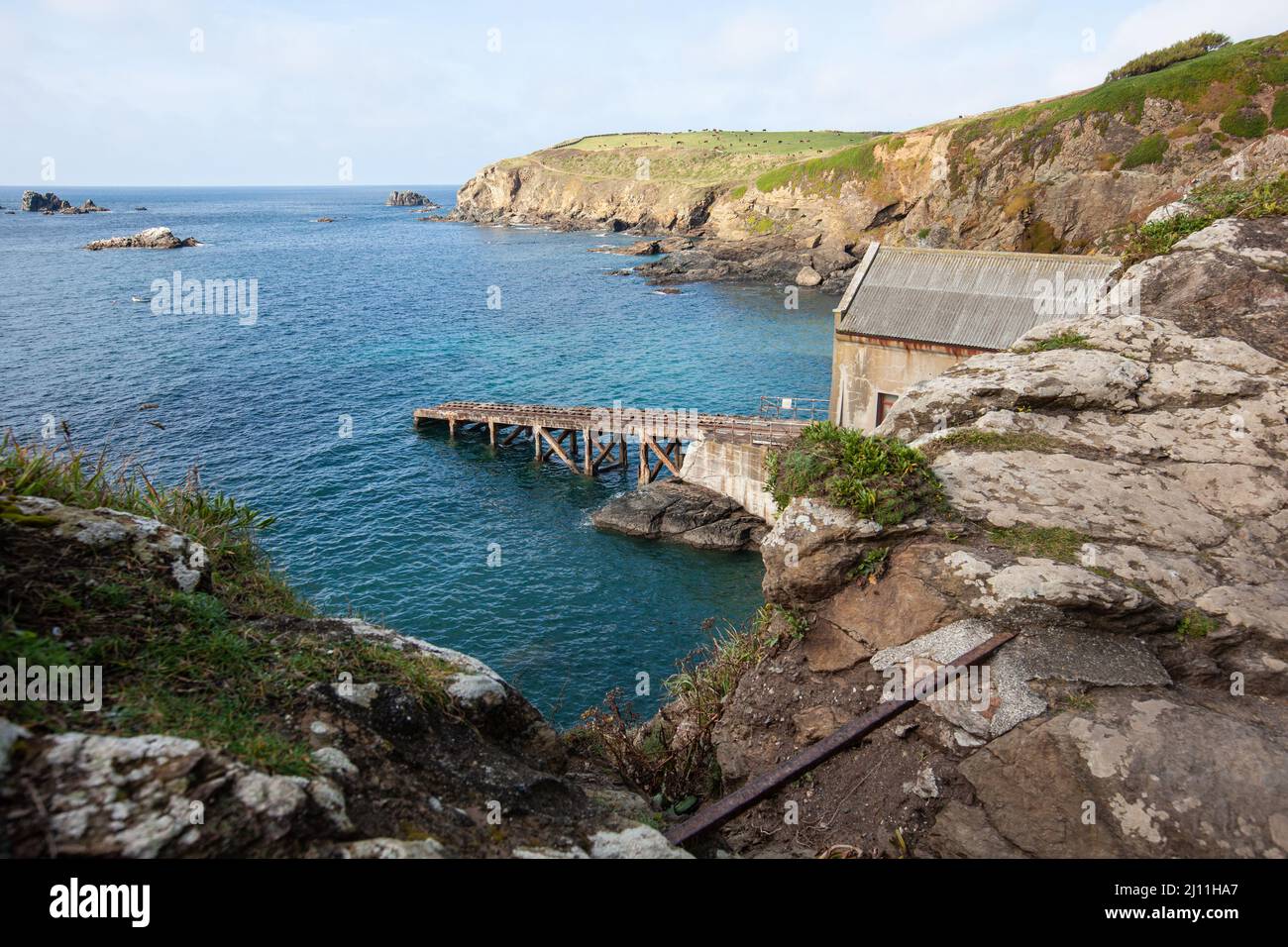 Vecchia stazione di Polpeor Cove Lifeboat a Lizard Point, Cornovaglia Foto Stock