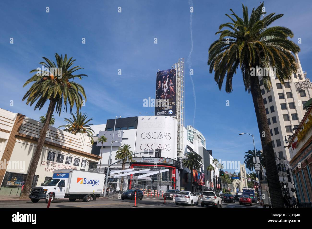Los Angeles, California, Stati Uniti. 21st Mar 2022. Il poster Oscar è visibile all'esterno dell'Hollywood & Highland Center, 21 marzo 2022 a Los Angeles. (Credit Image: © Ringo Chiu/ZUMA Press Wire) Foto Stock