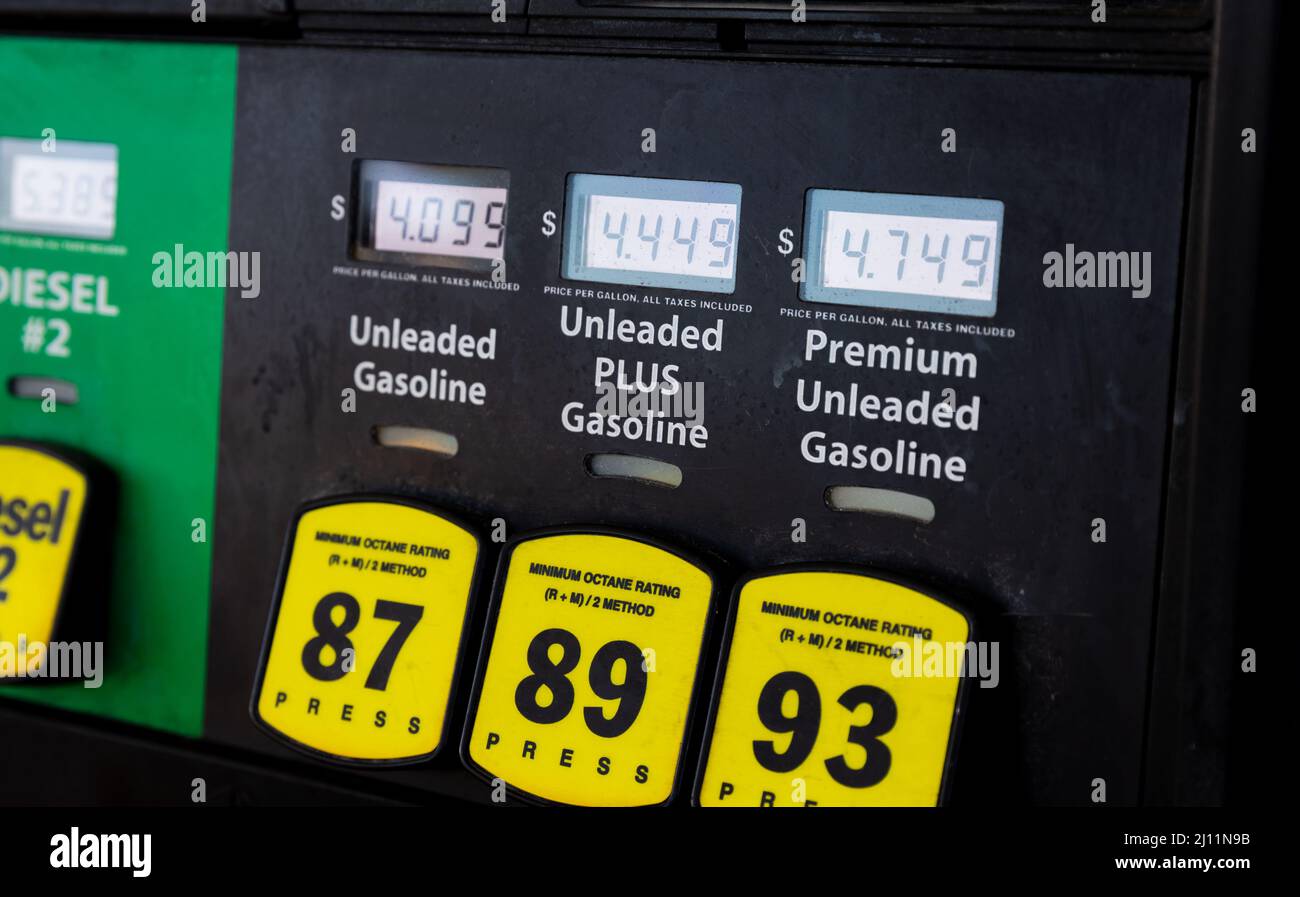 I prezzi del gas insolitamente elevati alla pompa di alimentazione Foto Stock