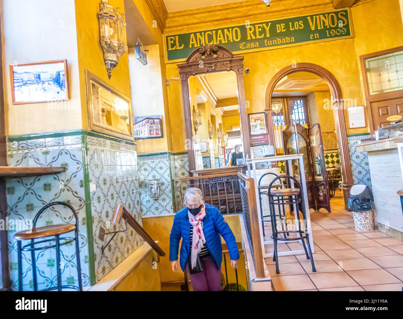 Ristorante El Anciano Rey de los Vinos taberna taverne a Centro, nel centro di Madrid, Spagna Foto Stock
