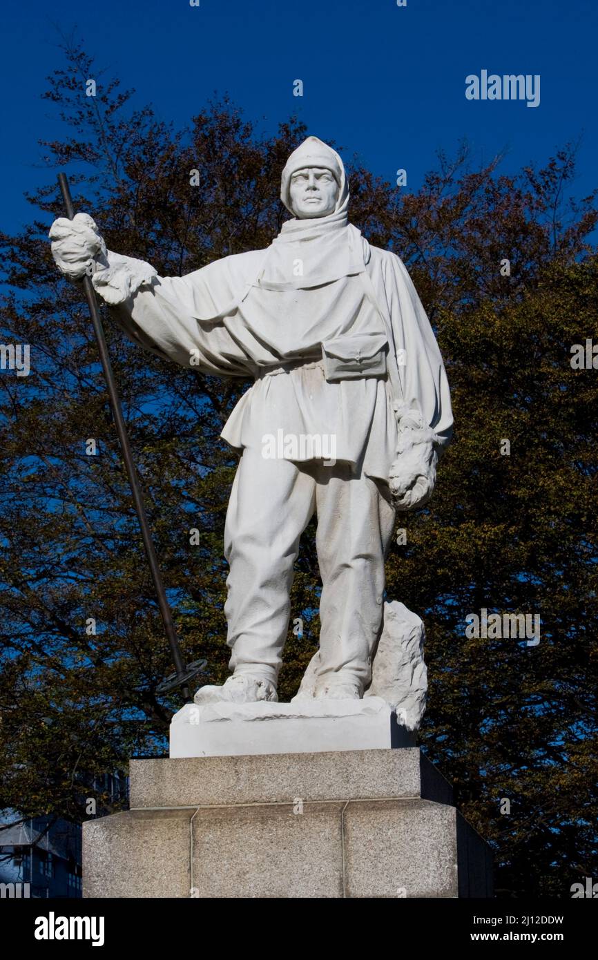 Statua di Robert Falcon Scott, Christchurch, Nuova Zelanda fu la base per le spedizioni antartiche britanniche nel 1901 e nel 1910. Foto Stock