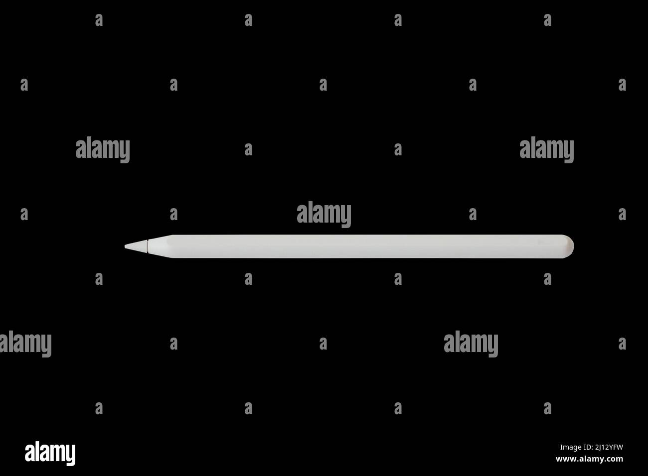 Uno stilo è una penna con una speciale punta in silicone che deve toccare la superficie del monitor per controllare uno smartphone o un tablet Foto Stock