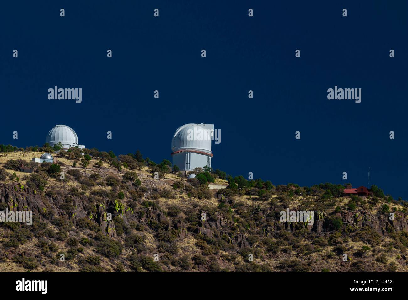 McDonald Observatory si prepara per la visione del cielo notturno - formato paesaggio Foto Stock