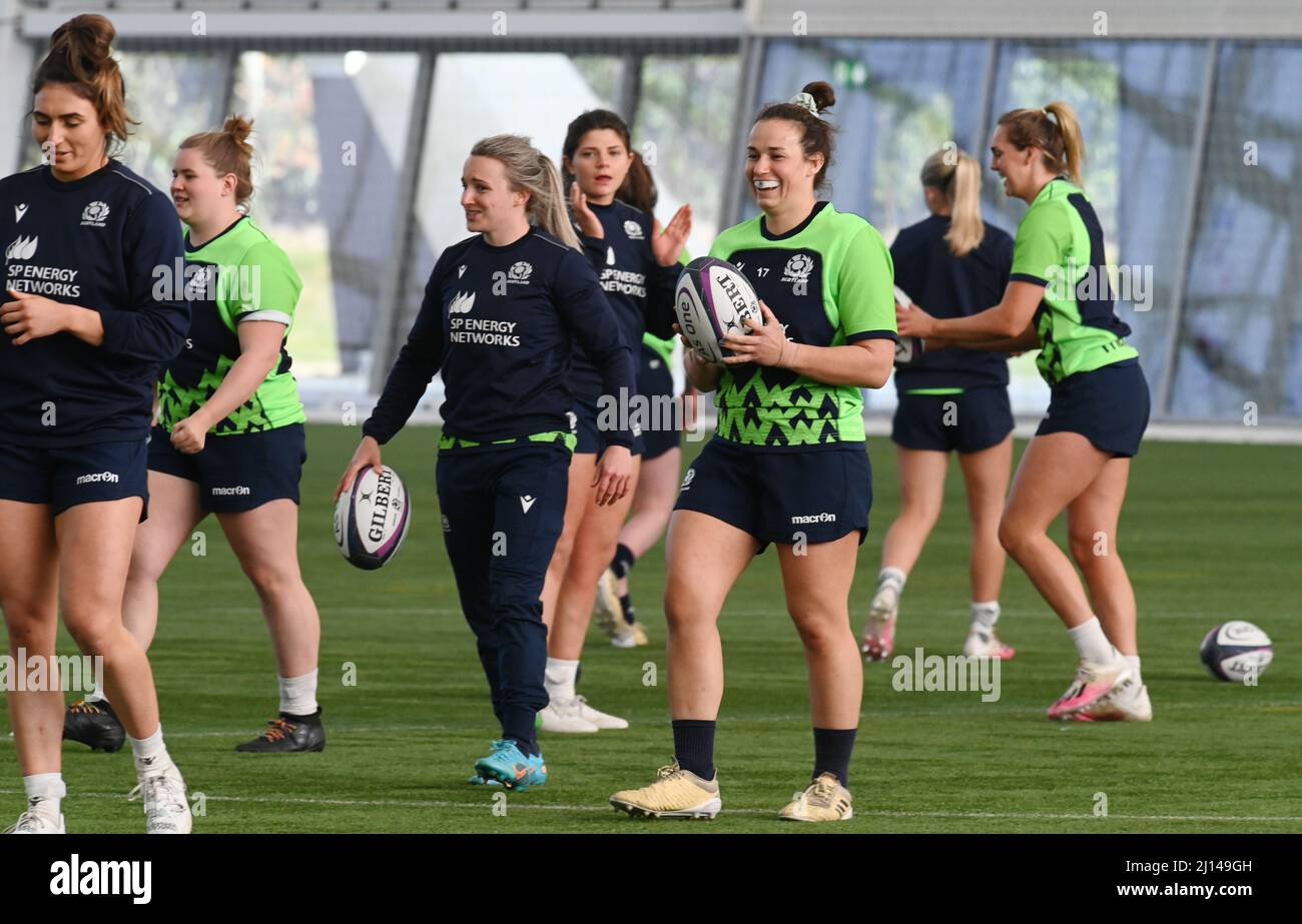 Oriam Sports Centre Edinburgh.Scotland.UK. 22nd marzo 22 .Scotland's Training Session for TikTok Women's Six Nations Rugby match vs Inghilterra . Scotland Captain Rachel Malcolm Credit: eric mccowat/Alamy Live News Foto Stock