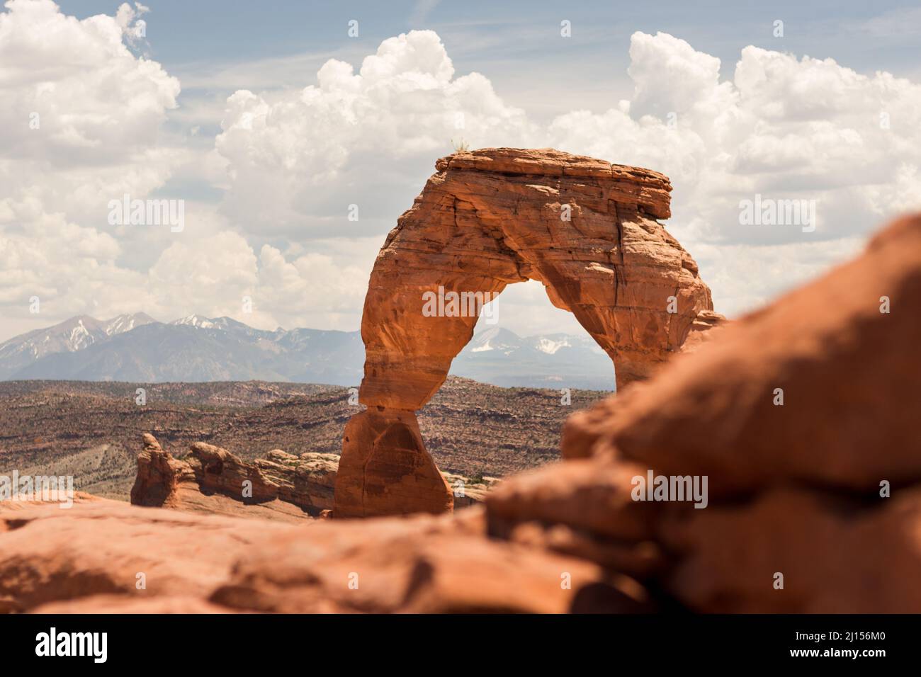 Arco delicato mozzafiato all'Arches National Park, Utah Foto Stock