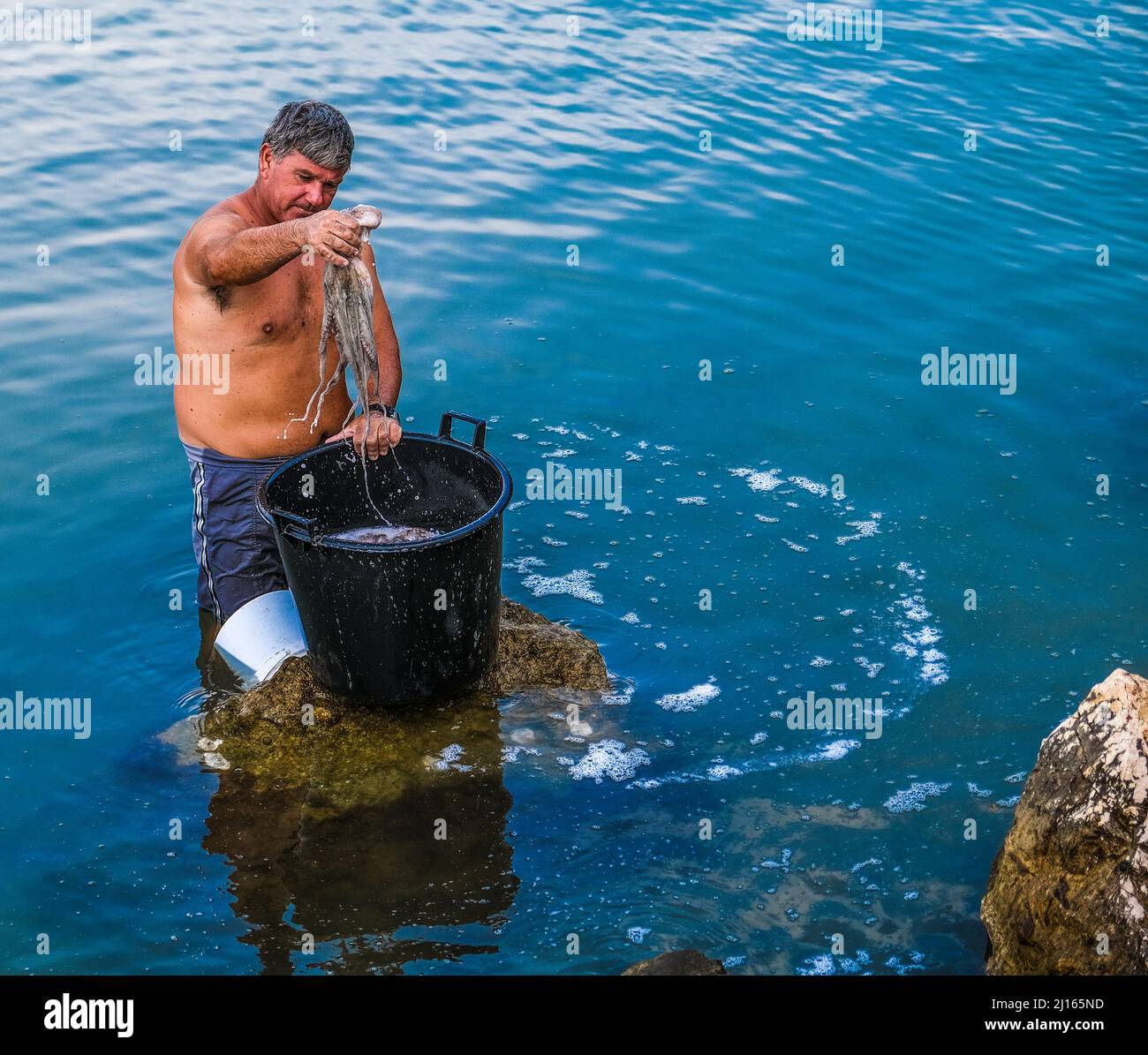 Italia Puglia Gargano, Peschici - pescatori di polpi Foto Stock