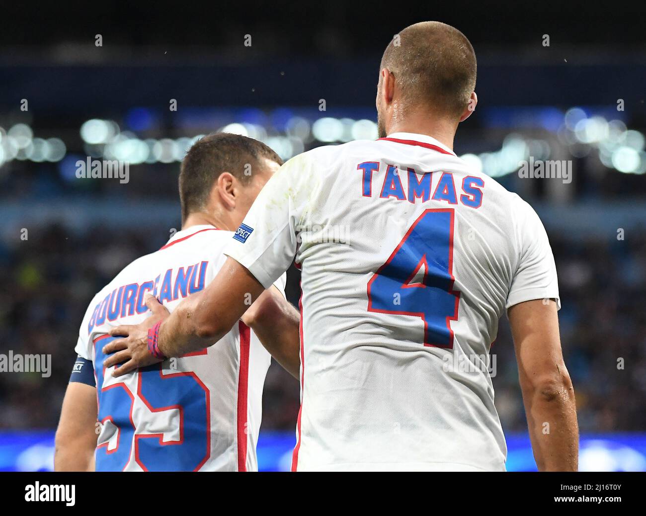 MANCHESTER, INGHILTERRA - 24 AGOSTO 2016: I giocatori della FCSB sono stati raffigurati durante la seconda tappa del legame della UEFA Champions League 2016/17 tra Manchester City (Engalnd) e la FCSB (Romania) all'Etihad Stadium. Copyright: Cosmin Iftode/Picstaff Foto Stock