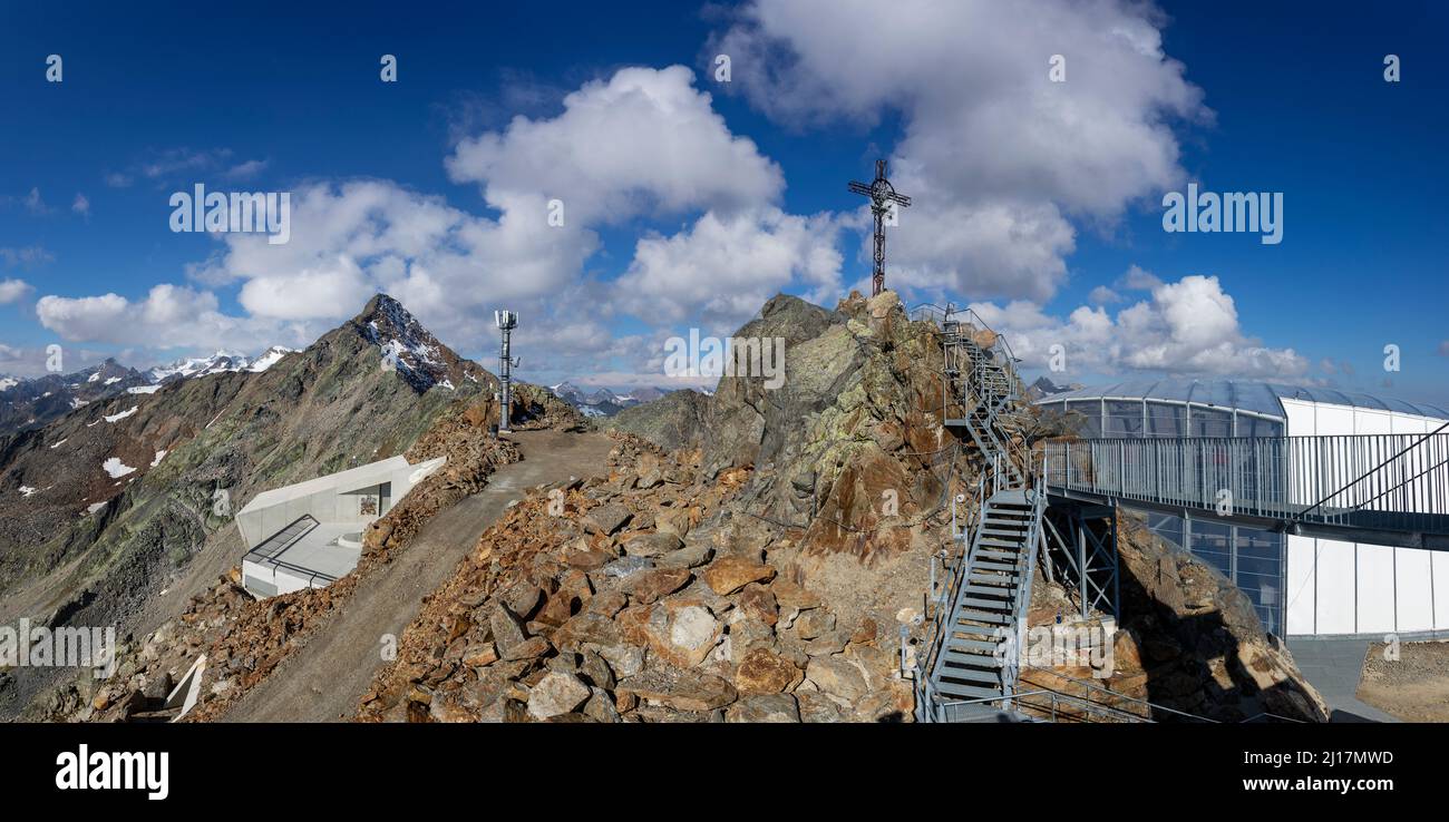 Austria, Tirolo, Solden, Vista panoramica del museo della montagna 007 elementi Foto Stock