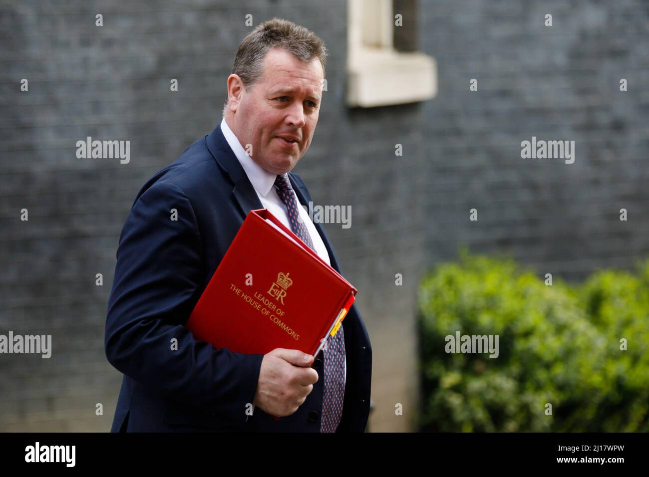 Downing St. London, Regno Unito. 23rd marzo 2022.il MP di Rt Hon Mark Spencer, Signore Presidente del Consiglio, leader della Camera dei Comuni, lasciando 10 Downing Street dopo la riunione del Gabinetto questa mattina. Chris Aubrey/Alamy Live News Foto Stock