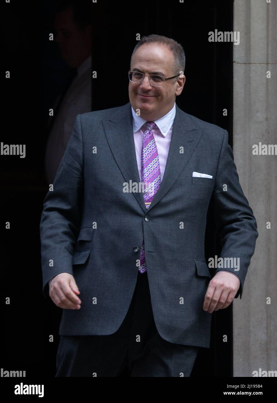 Londra, Inghilterra, Regno Unito. 23rd Mar 2022. Il Ministro del Gabinetto e il generale del Paymaster MICHAEL ELLIS è visto lasciare 10 Downing Street dopo la riunione del gabinetto. (Credit Image: © Tayfun Salci/ZUMA Press Wire) Foto Stock