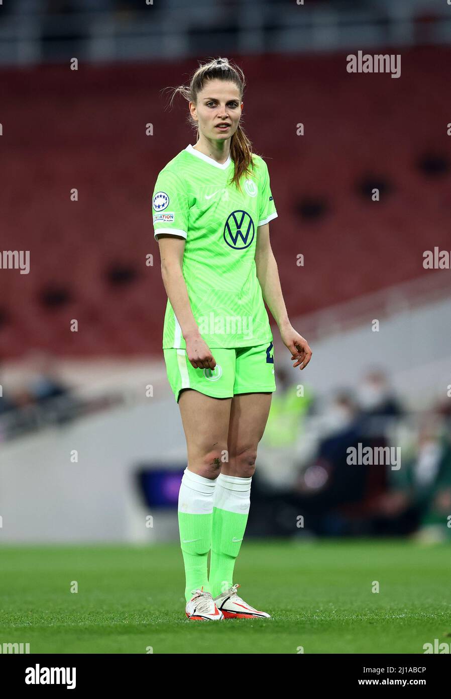 Londra, Inghilterra, 23rd marzo 2022. Tabea Wabbuth di VFL Wolfsburg durante la partita della UEFA Womens Champions League all'Emirates Stadium di Londra. Il credito d'immagine dovrebbe essere: David Klein / Sportimage Foto Stock