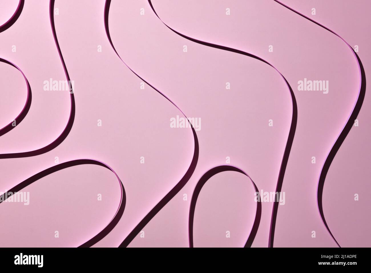 Sfondo rosa con linee morbide. Sfondo geometrico a gradiente minimalistico con onde Foto Stock