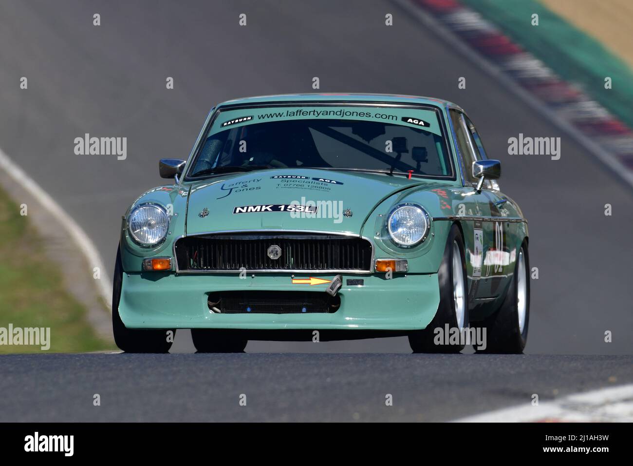 Ian Prior, MG BGT V8, BCV8 Championship, una gara di venti minuti, con MGB’s, MG C’s e MGBV8’s, standard o modificati, Equipe Classic Racing Foto Stock