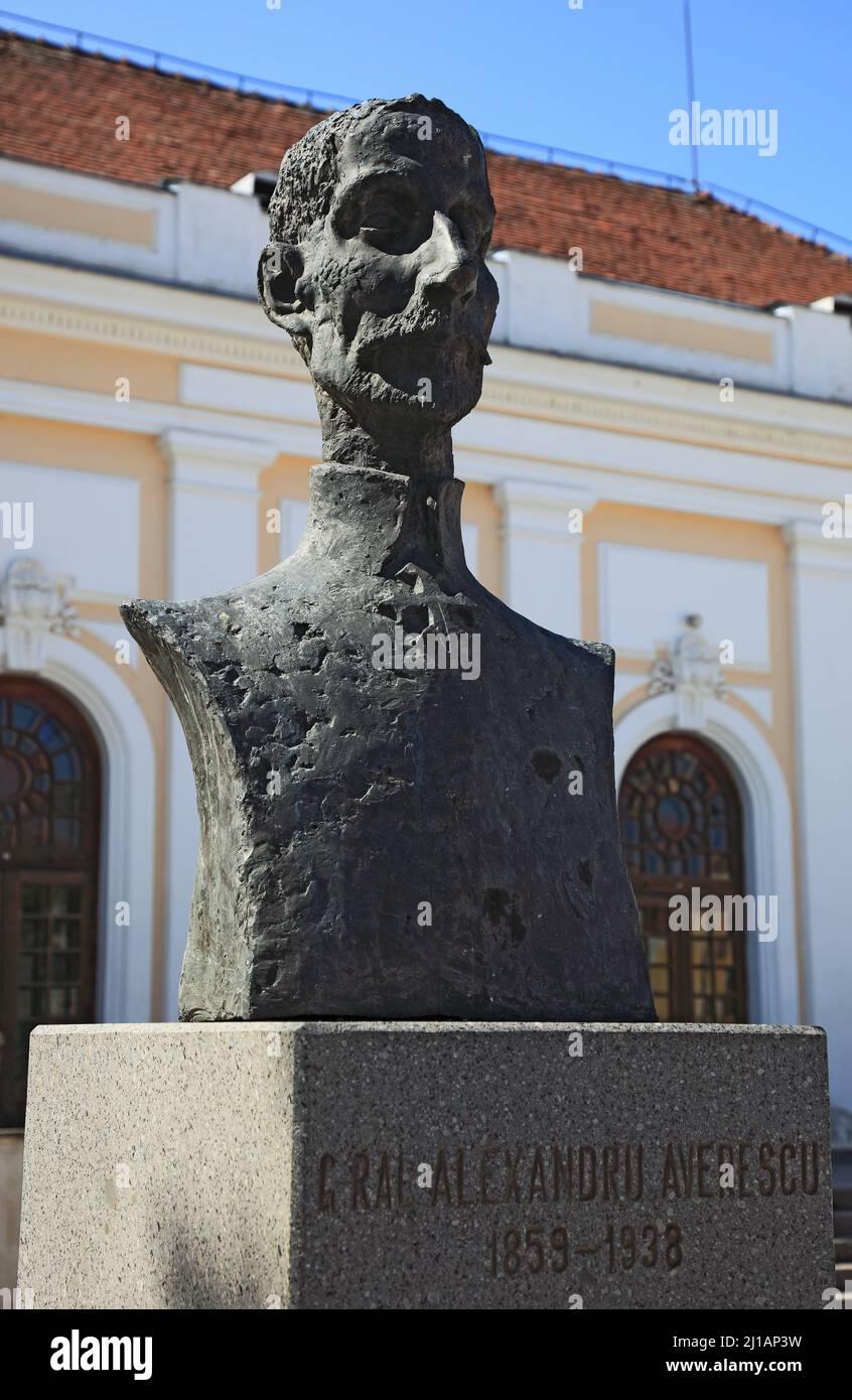 Statua von Alexandru Averescu, rumänischer Generale e mehrmaliger Ministerpräsident. Universität 1. Dicembre 1918 in der historischen Festung, Alba i Foto Stock