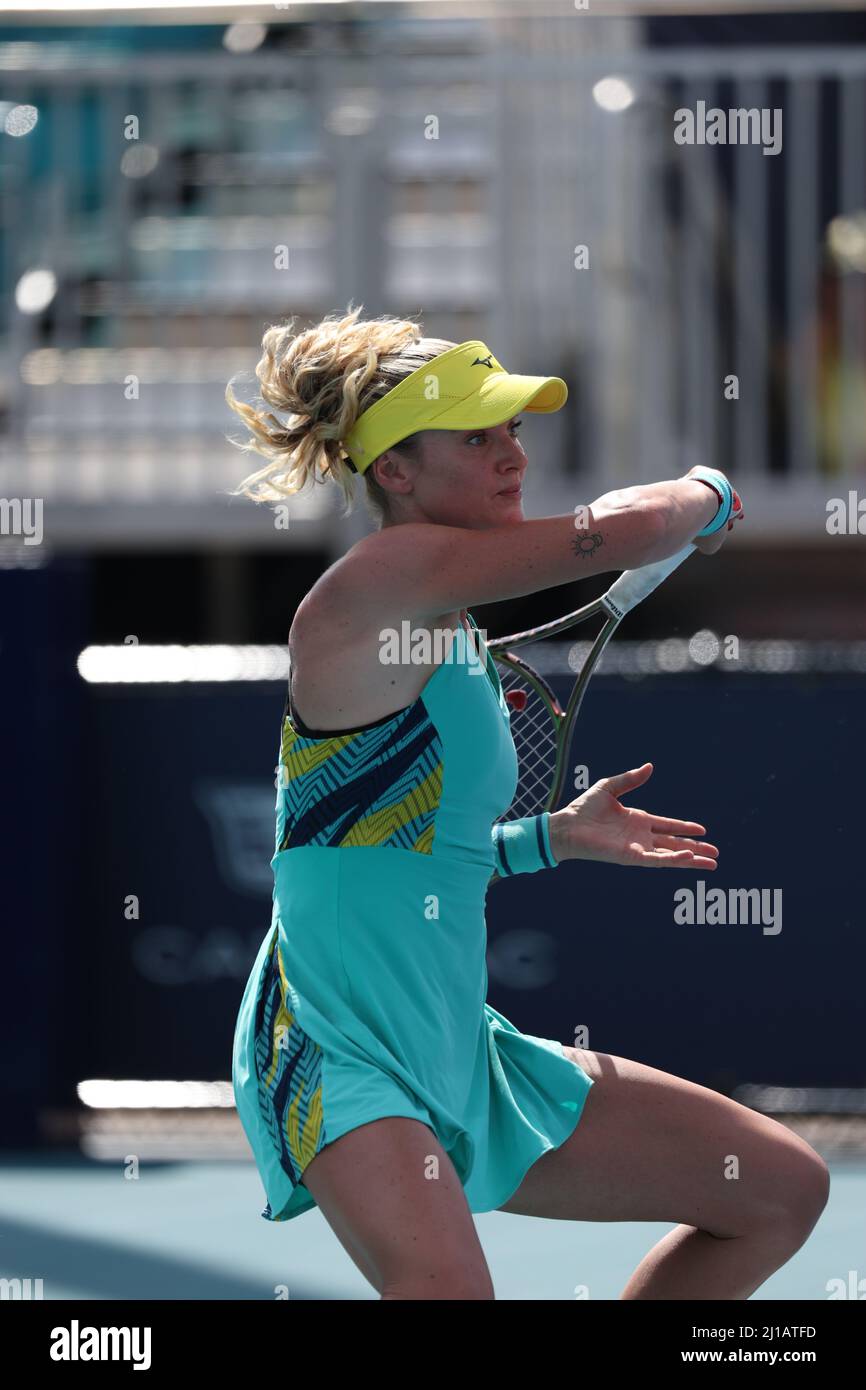 MIAMI GARDENS, FLORIDA - 23 MARZO: Tereza Martincova il giorno 3 del Miami Open all'Hard Rock Stadium il 23 marzo 2022 a Miami Gardens, Florida People: Tereza Martincova . Credito: hoo-me.com/MediaPunch Foto Stock