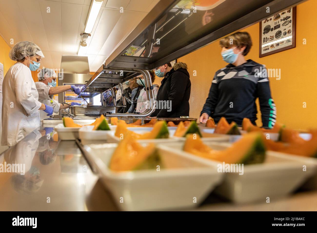 SELF-SERVICE E PASTI PER GLI SCOLARI, SCUOLA SECONDARIA DI RUGLES, EURE, NORMANDIA, FRANCIA Foto Stock