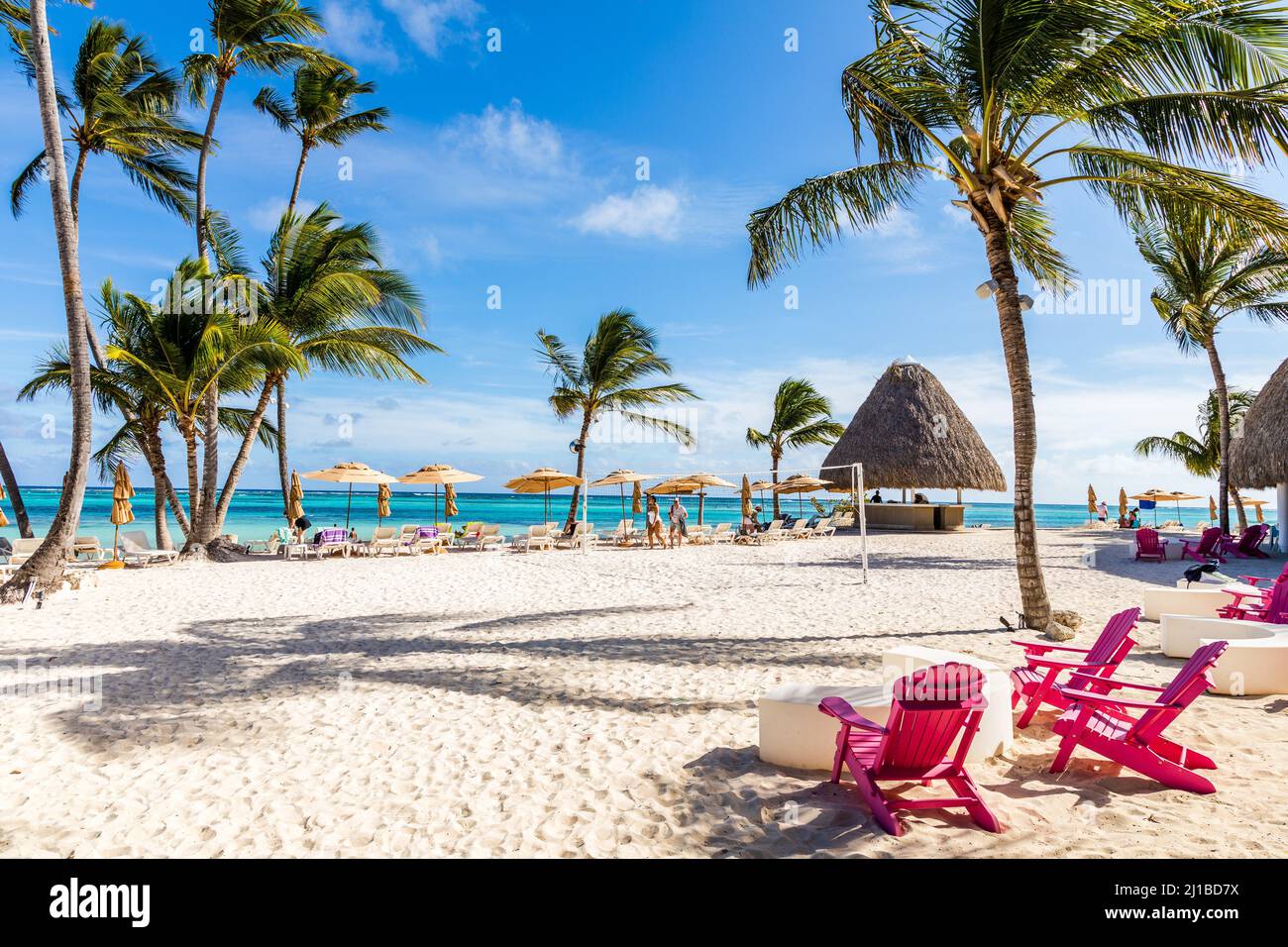 ILLUSTRAZIONE DEL DECLINO NEL NUMERO DI PRENOTAZIONI DEL RESORT, LA SPIAGGIA AL WESTIN PUNTA CANA RESORT & CLUB, REPUBBLICA DOMINICANA Foto Stock