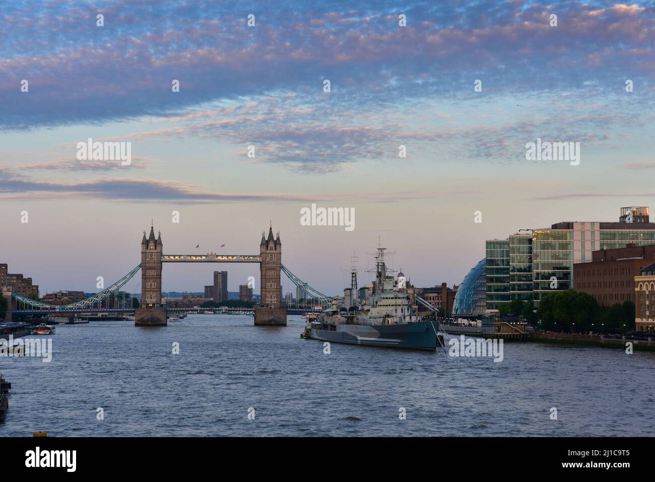 Il Tower Bridge di Londra, Inghilterra, Regno Unito Foto Stock