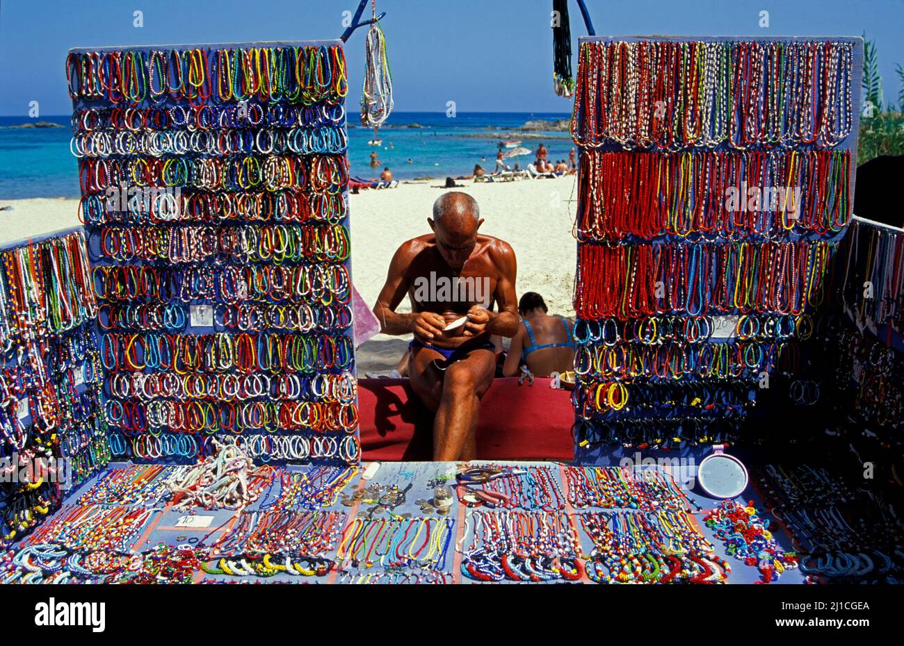 Pujols, vendita di souvenir alla Promenade, Formentera, Isole Baleari, Spagna, Europa Foto Stock