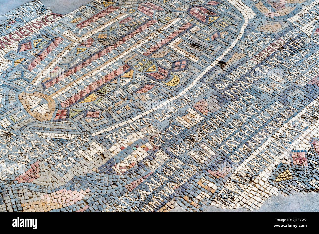 La famosa “carta dei Mosaici” della Chiesa greco-ortodossa di San Giorgio, Madaba, Governatorato di Madaba, Giordania. Foto Stock