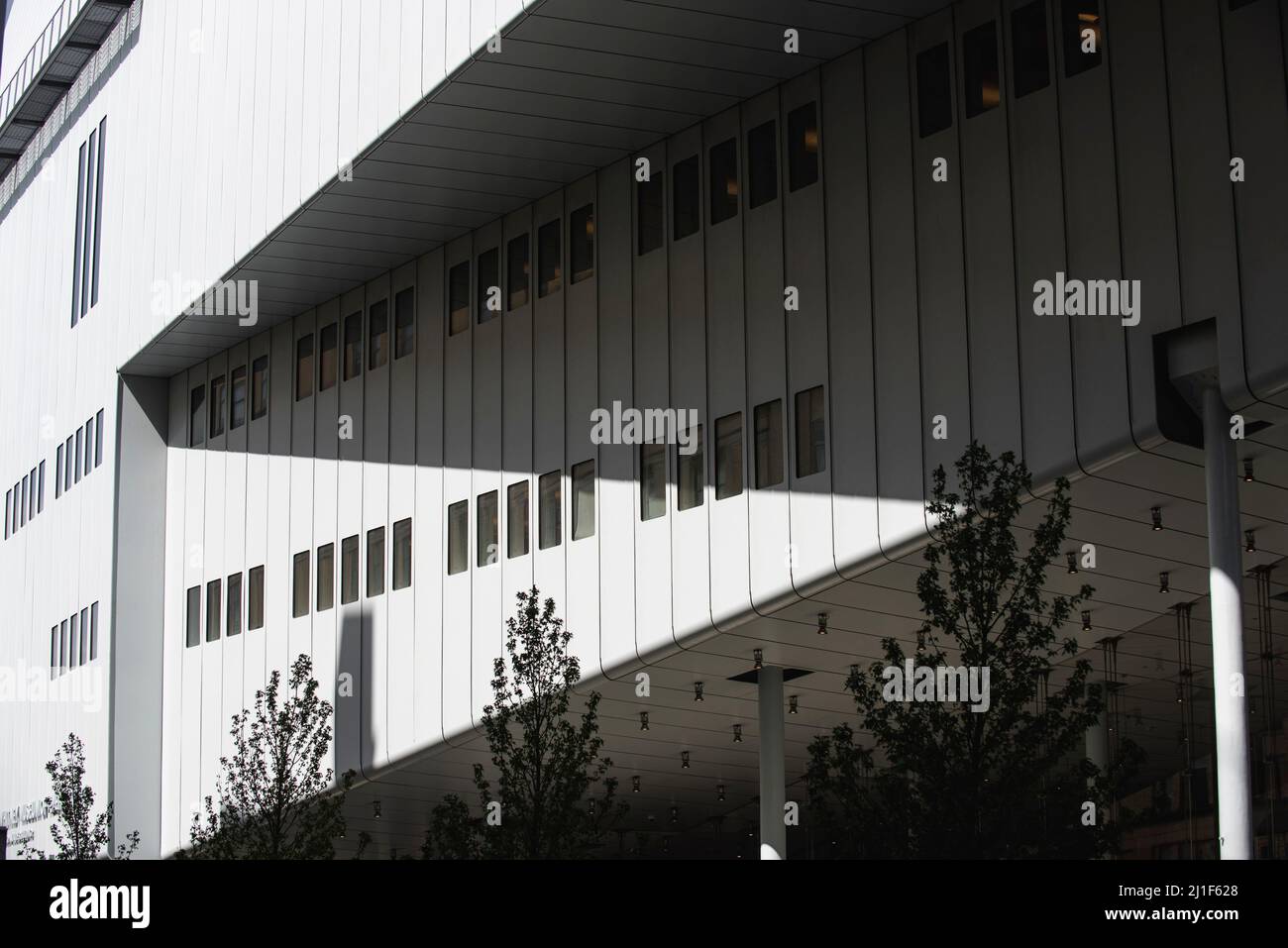 Scene estive dalle Highline di New York Foto Stock