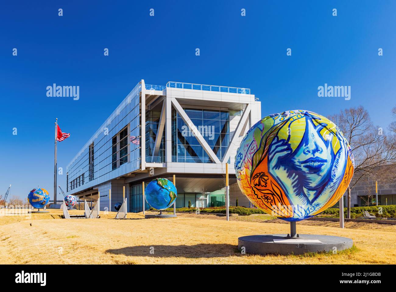 Arkansas, MAR 19 2022 - Vista soleggiato della moderna Biblioteca e Museo William J. Clinton Foto Stock