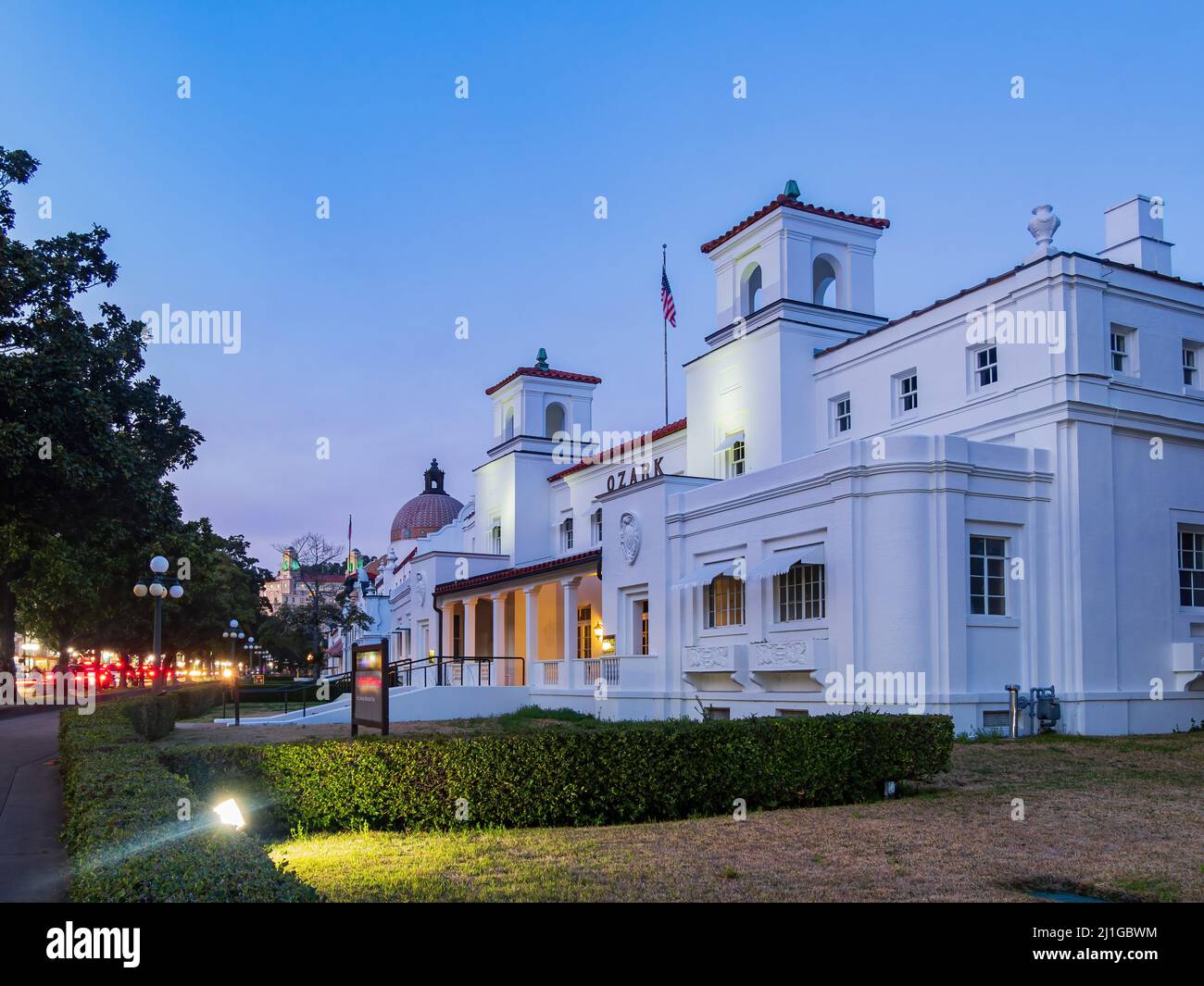 Arkansas, MAR 19 2022 - veduta serale della casa di Ozark Foto Stock