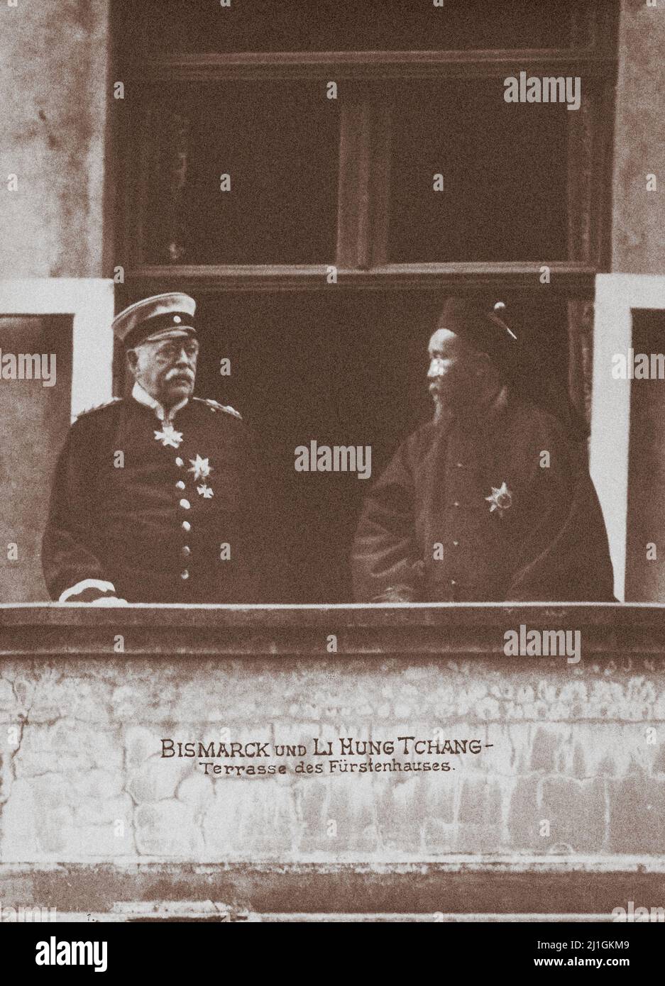 Foto d'archivio di otto von Bismarck e li Hung Thang: Terrazza della casa regnante. Berlino. 1896 otto, principe di Bismarck, conte di Bismarck-Schönh Foto Stock