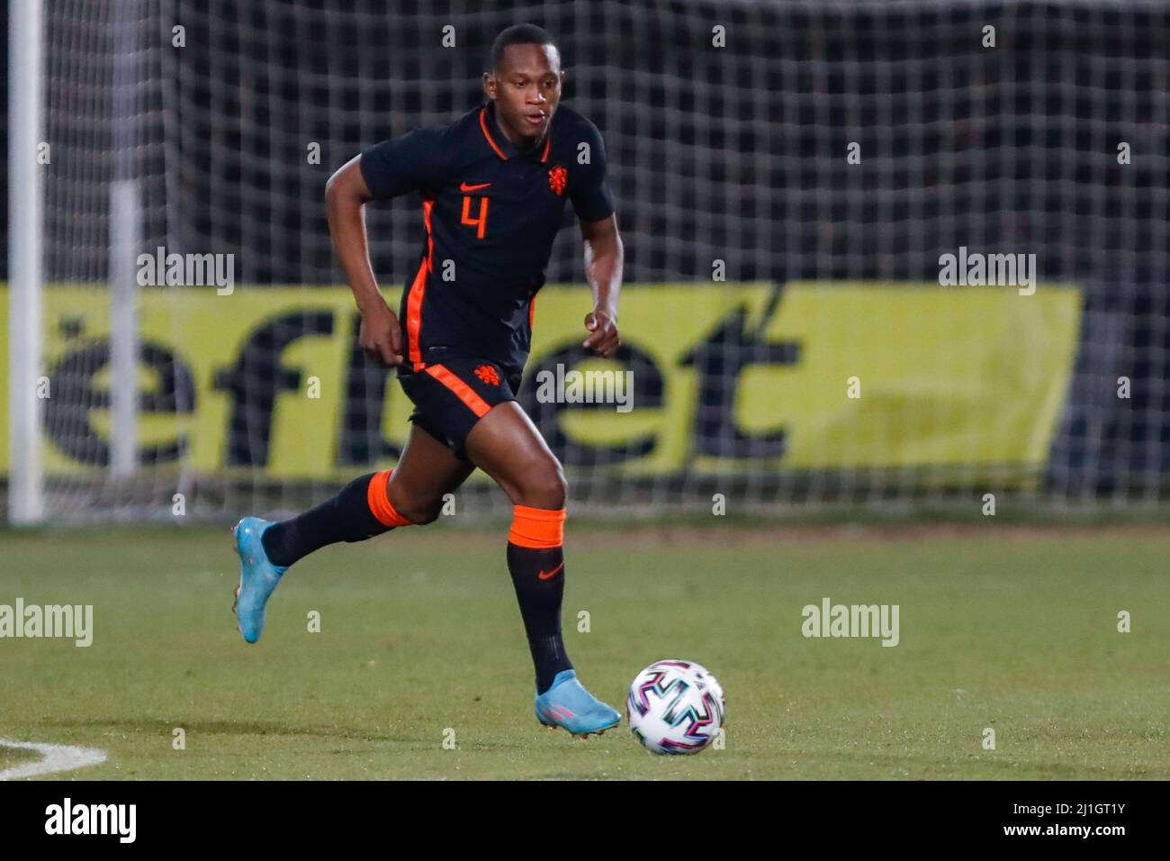 Sofia, Bulgaria. 25th Mar 2022. SOFIA, BULGARIA - MARZO 25: Neraysho Kasanwirjo dei Paesi Bassi U23 durante la partita dei qualificatori Euro 2023 tra Bulgaria U23 e Paesi Bassi U23 allo Stadio Slavia il 25 Marzo 2022 a Sofia, Bulgaria (Foto di Nikola Krstic/Orange Pictures) Credit: Orange Pics BV/Alamy Live News Foto Stock