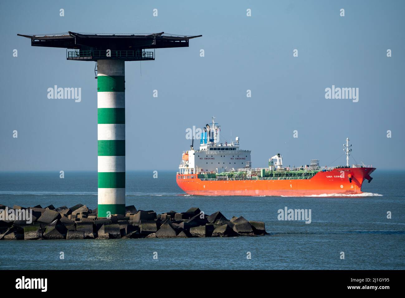 CHEM COBALTO, nave cisterna per prodotti chimici e petroliferi all'ingresso del porto di acque profonde Maasvlakte 2, il porto marittimo di Rotterdam, Paesi Bassi, ON Foto Stock